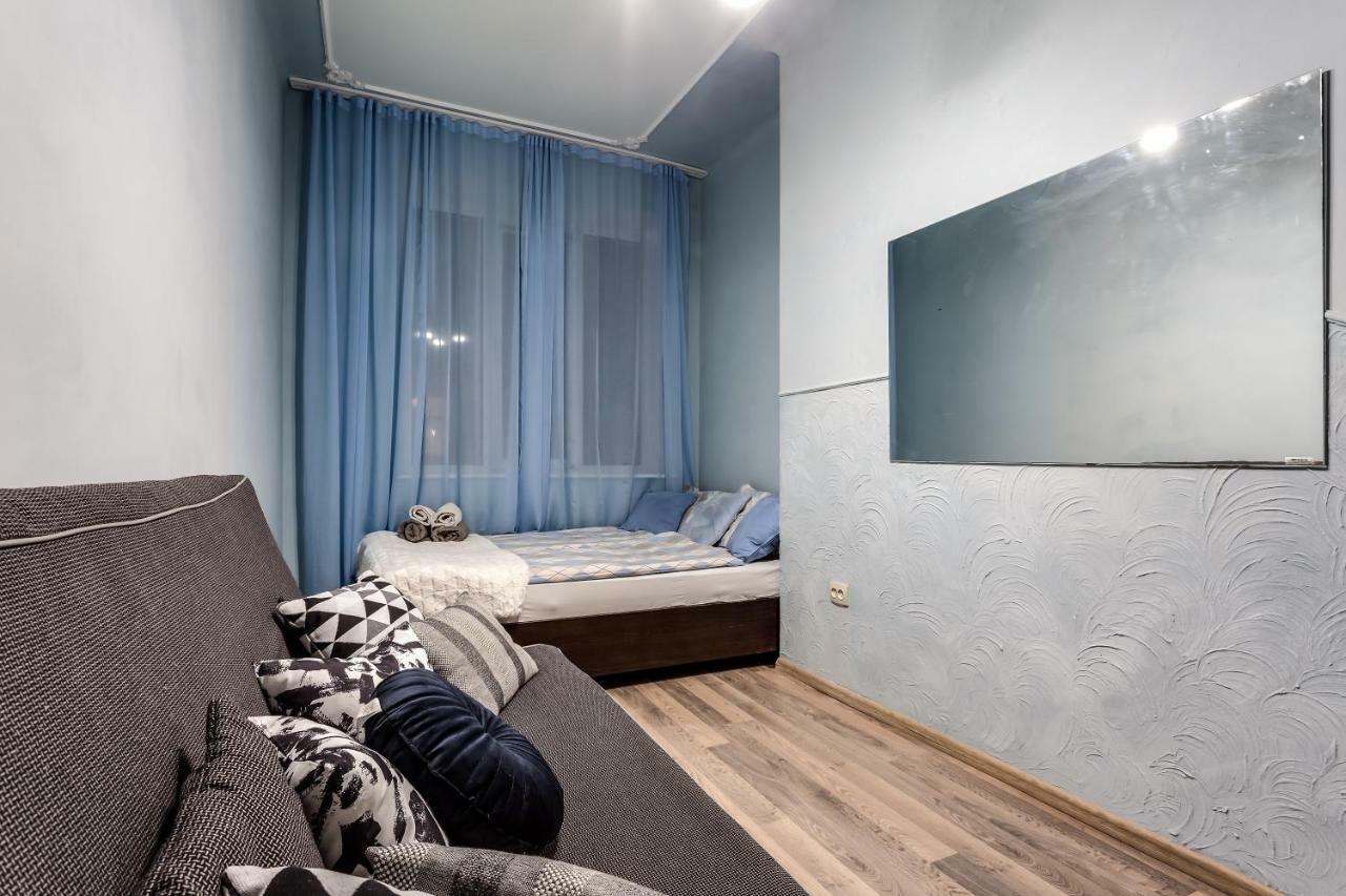 Apartment On Sharanevycha ลวีฟ ภายนอก รูปภาพ
