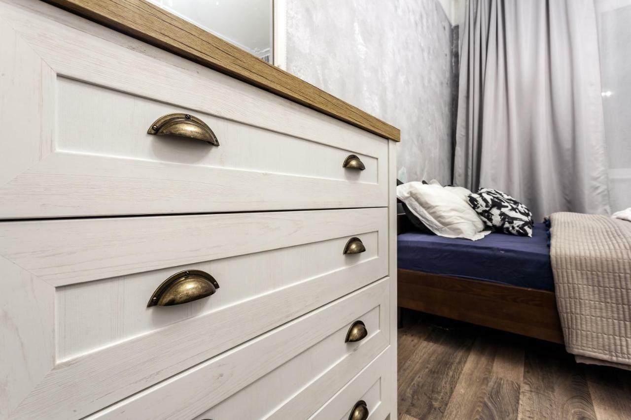 Apartment On Sharanevycha ลวีฟ ภายนอก รูปภาพ